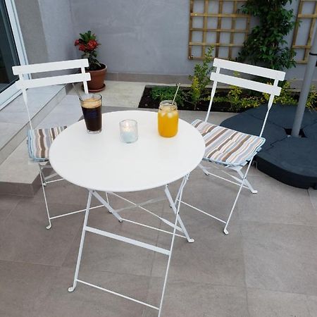Modern & Cozy Studio W/ Backyard Near City Center Лимасол Екстериор снимка